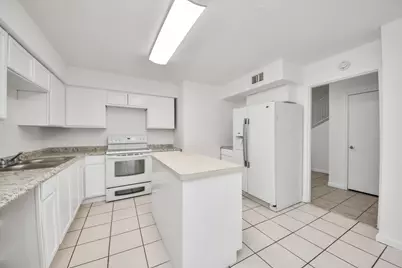 15534 Weldon Drive, Houston, TX 77032 - Photo 9