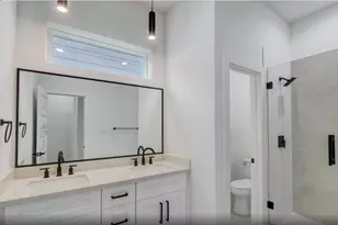 1217 Dewalt St, Houston, TX 77088 - Photo 27