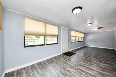 9915 Forest Hollow Drive, Baytown, TX 77521 - Photo 9