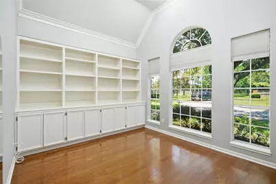 1423 Clarkdale Court, Houston, TX 77094 - Photo 9