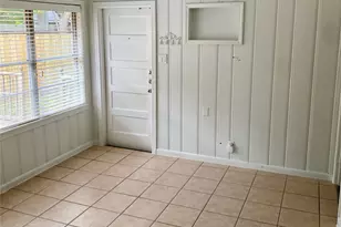 8318 Greenbush St, Houston, TX 77025 - Photo 5