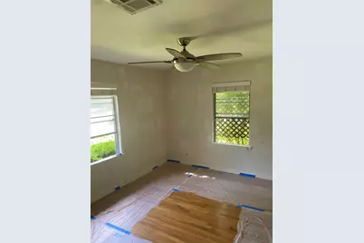 8318 Greenbush Street, Houston, TX 77025 - Photo 7