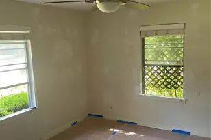 8318 Greenbush St, Houston, TX 77025 - Photo 7