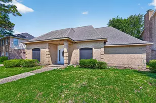 14934 Camino Rancho Dr, Houston, TX 77083 - Photo 3