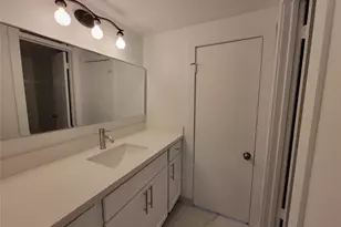 1808 Saxony Ln, Houston, TX 77058 - Photo 29