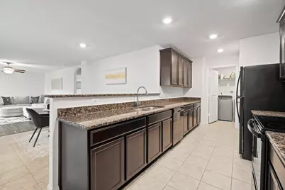 6214 El Topacio Dr, Houston, TX 77048 - Photo 9