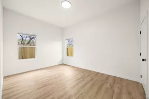 9709 Pelsey St, Houston, TX 77029 - Photo 7