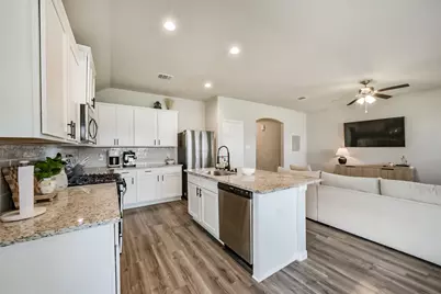 4124 E Bayou Maison, Dickinson, TX 77539 - Photo 7