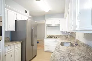 11712 S Kirkwood Rd, Houston, TX 77477 - Photo 5