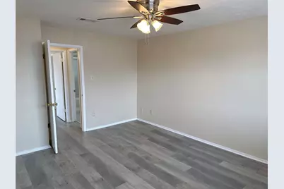 6518 S Briar Bayou Drive, Houston, TX 77072 - Photo 17