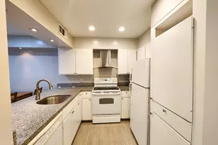 2575 Marilee Ln, Houston, TX 77057 - Photo 1