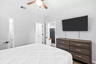 412 Waco Ave, League City, TX 77573 - Photo 11