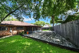 6010 Black Gum Dr, Houston, TX 77092 - Photo 33