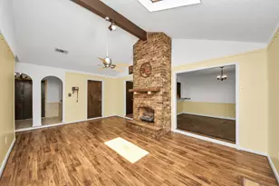 6010 Black Gum Dr, Houston, TX 77092 - Photo 7