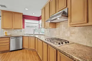 35 Dovewing Pl, The Woodlands, TX 77382 - Photo 9