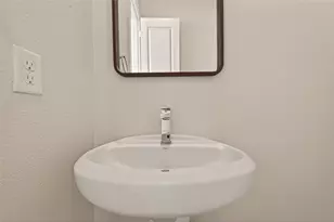 5228 Schuler St, Houston, TX 77007 - Photo 19