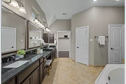 13515 Ambler Springs Drive, Tomball, TX 77377 - Photo 23