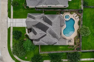 13515 Ambler Springs Dr, Tomball, TX 77377 - Photo 5