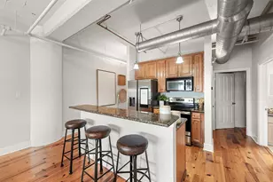 104 21st Ave, Galveston, TX 77550 - Photo 5