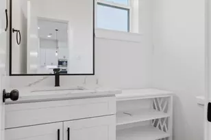 812 Elkhart St, Houston, TX 77091 - Photo 17