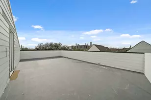 321 N Nagle St, Houston, TX 77003 - Photo 13