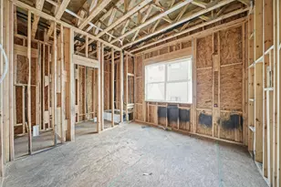 321 N Nagle St, Houston, TX 77003 - Photo 3