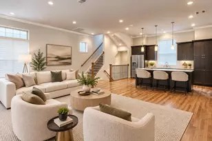 1040 W 26th St, Houston, TX 77008 - Photo 1