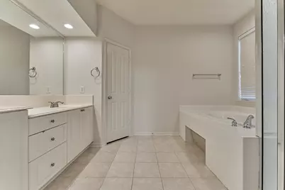 89 N Apple Springs Circle, The Woodlands, TX 77382 - Photo 27