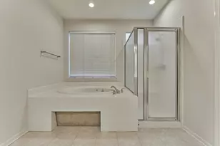 89 N Apple Springs Cir, The Woodlands, TX 77382 - Photo 29