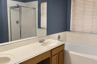 6427 Hunterstone Ct, Houston, TX 77084 - Photo 11