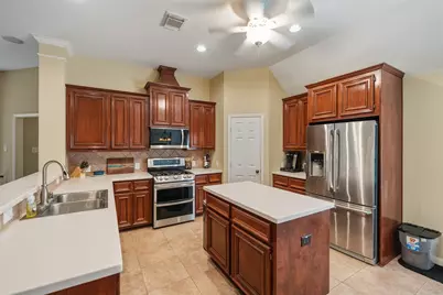 15814 Maplewick Drive, Tomball, TX 77377 - Photo 7