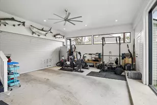 221 E 12th St, Houston, TX 77008 - Photo 41