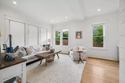 221 E 12th Street, Houston, TX 77008 - Photo 21