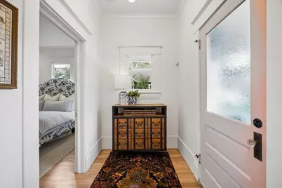 221 E 12th Street, Houston, TX 77008 - Photo 5