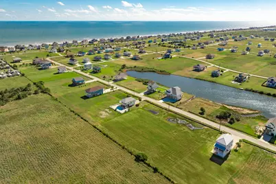 18015 Shaman Drive, Galveston, TX 77554 - Photo 7