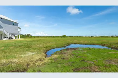 18015 Shaman Drive, Galveston, TX 77554 - Photo 9