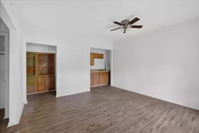 242 Bishop, Livingston, TX 77351 - Photo 11