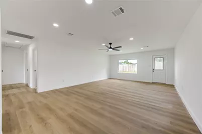 863 Marcolin Street, Houston, TX 77088 - Photo 5