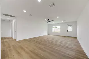 863 Marcolin St, Houston, TX 77088 - Photo 5