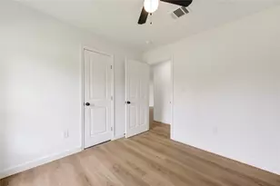 863 Marcolin St, Houston, TX 77088 - Photo 21
