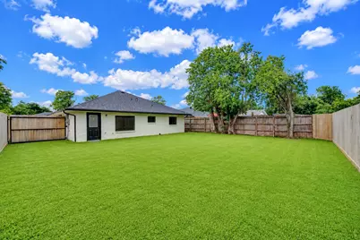863 Marcolin Street, Houston, TX 77088 - Photo 25