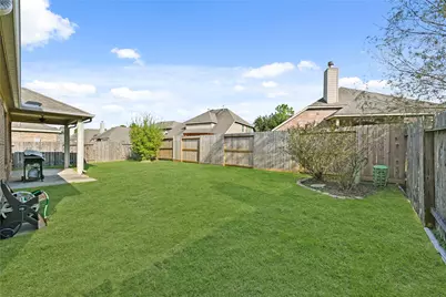 13722 McKinney Creek Lane, Houston, TX 77044 - Photo 23