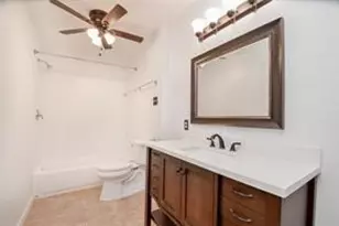 9707 Richmond Ave, Houston, TX 77042 - Photo 9