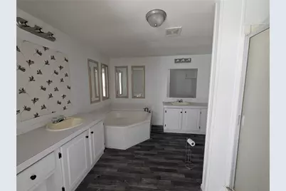 279 Aspen, Livingston, TX 77351 - Photo 9