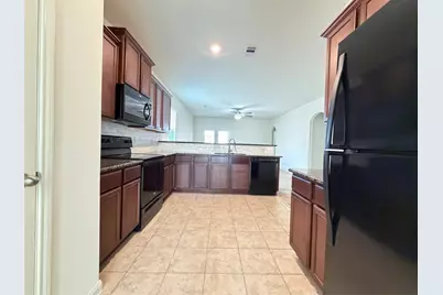 21322 Crimson Orchard Drive, Hockley, TX 77447 - Photo 9