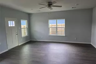 219 Dipping Strm St, Houston, TX 77076 - Photo 3