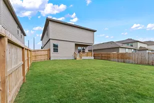 11618 Lavendale Hunt Island, San Antonio, TX 78245 - Photo 35