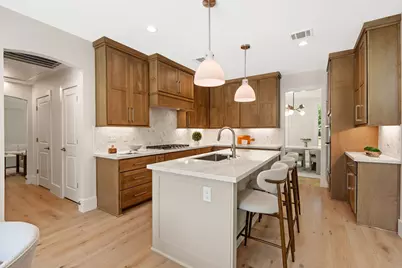 5665 Pine Forest Road, Houston, TX 77056 - Photo 11