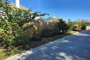 11015 Sporting Hill Ln, Sugar Land, TX 77498 - Photo 35