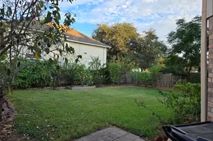 11015 Sporting Hill Ln, Sugar Land, TX 77498 - Photo 3